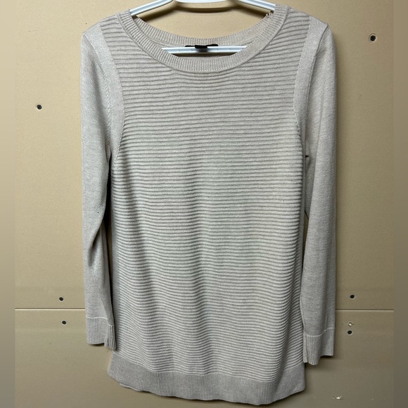 2/$30⚡️- SWEATER | Women’s Dalia sweater size small - Picture 1 of 3